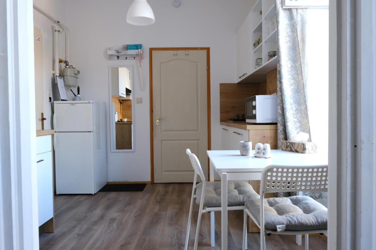 Varfal-Lak Apartman Sopron Eksteriør billede